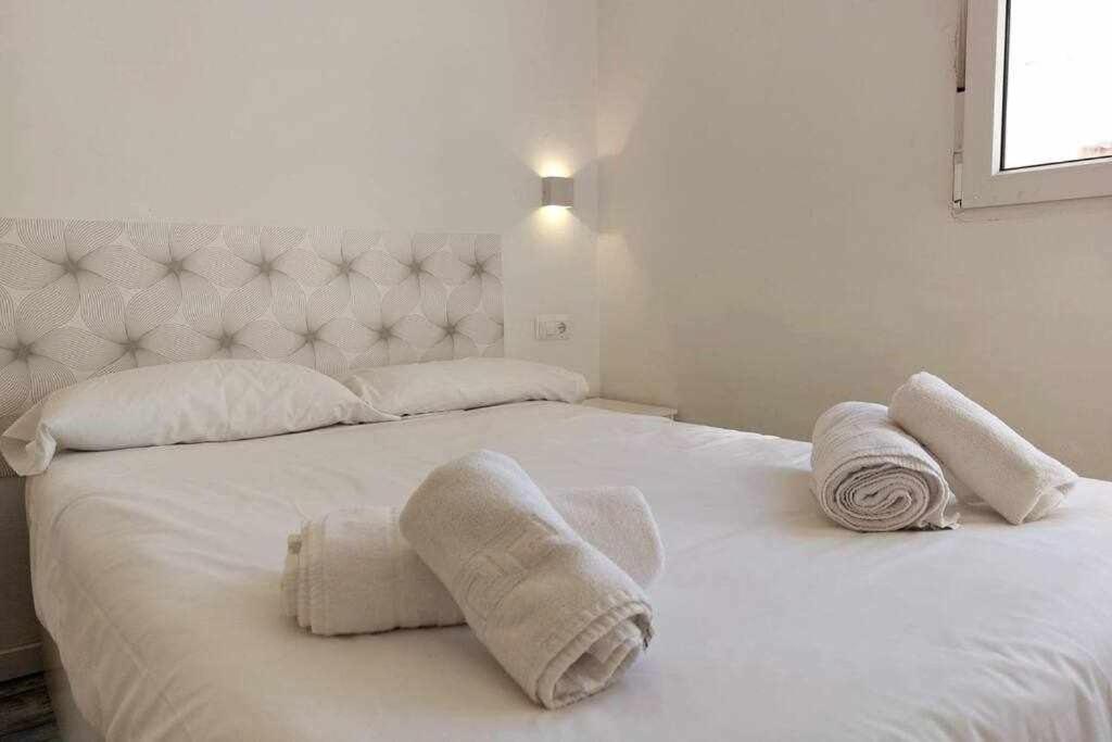 Bonito Apartamento En 2º Linea De Playa & Parking Apartment Малага Екстериор снимка